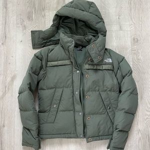 The North Face Hooded Jacket Women Olive XS Puffer